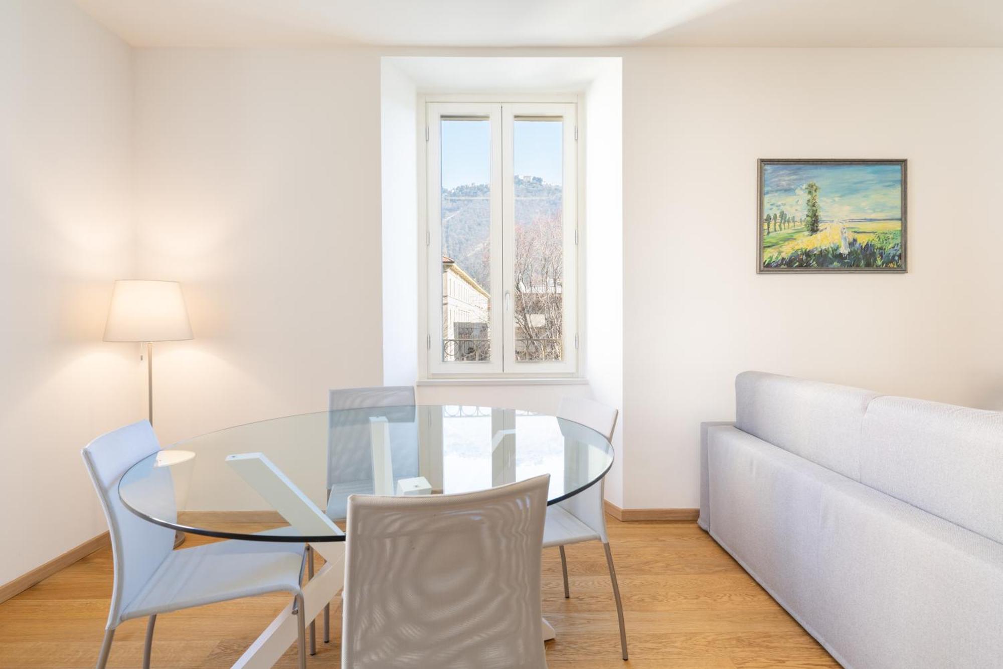Historical Center - Free Parking And Private Terrace Apartman Como Kültér fotó